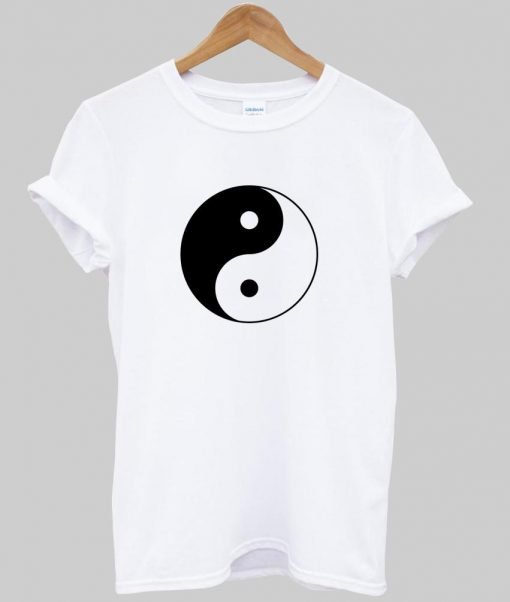 yi yang T shirt