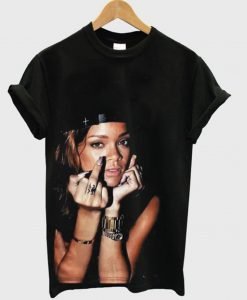 Rihanna Goes Green T-Shirt KM